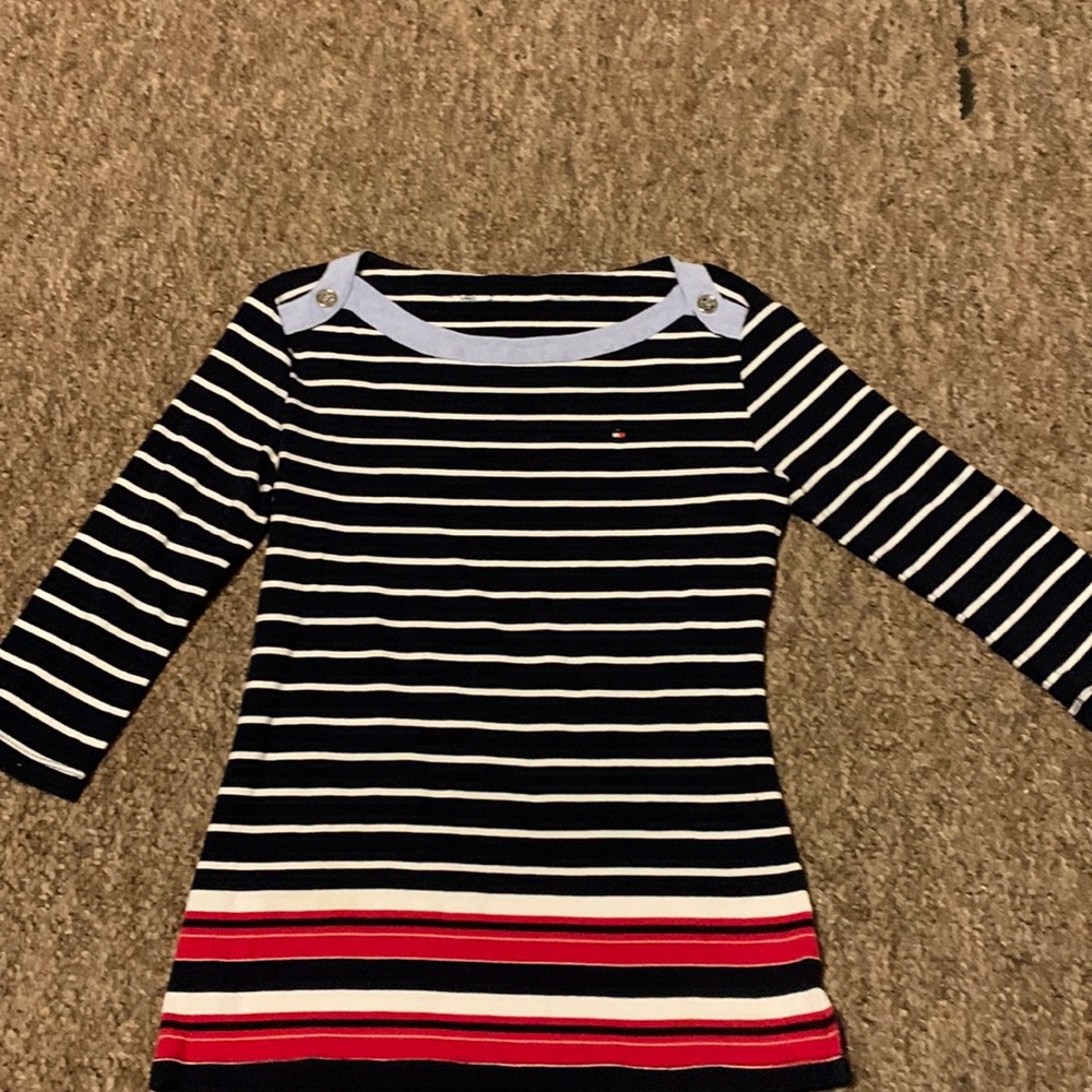 Adult Small TH shirt